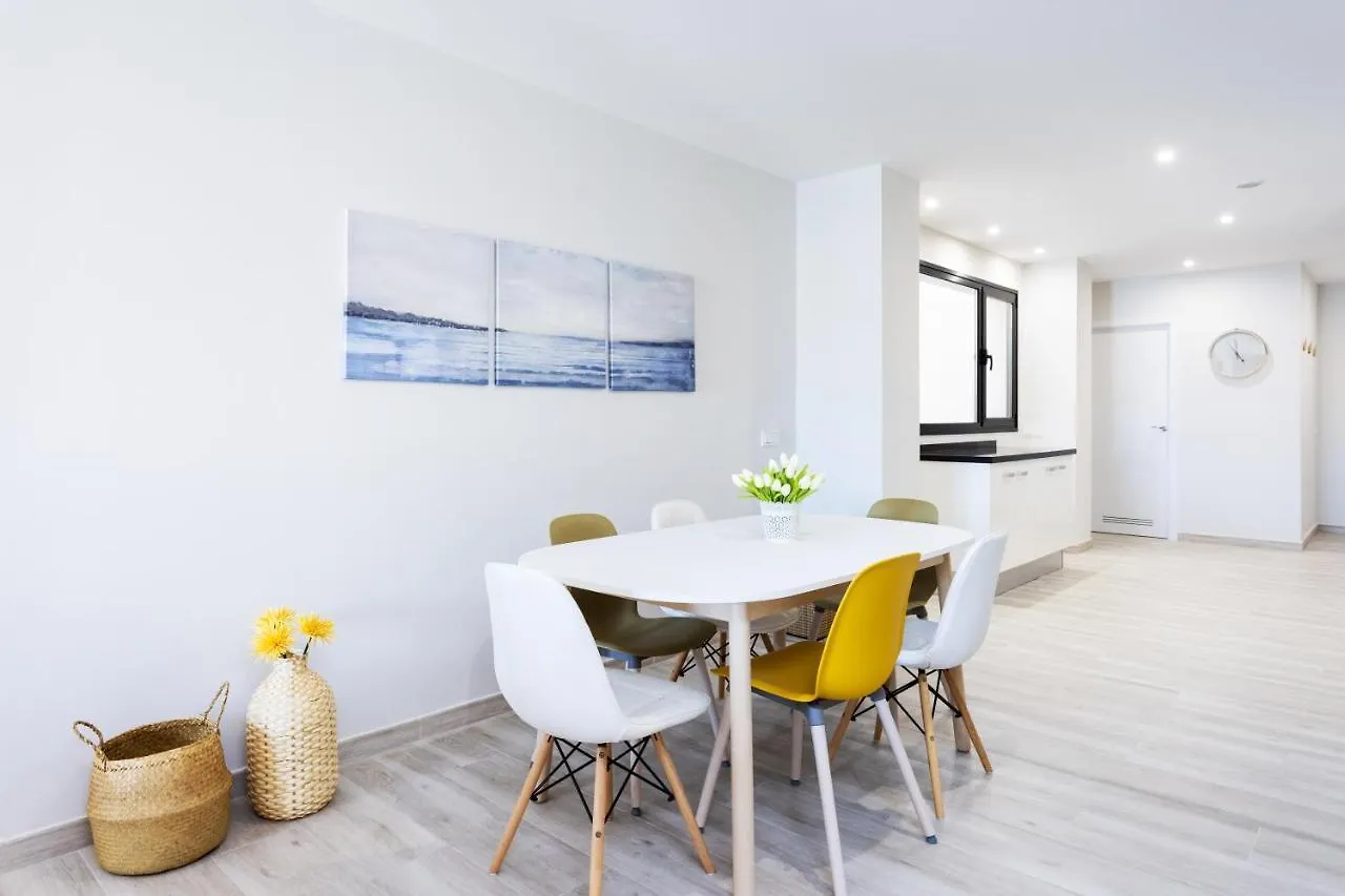 Apartamento New 140M2 Loft-Style Flat At Town Heart, 3 Beaches Close Casa Leon El Médano España