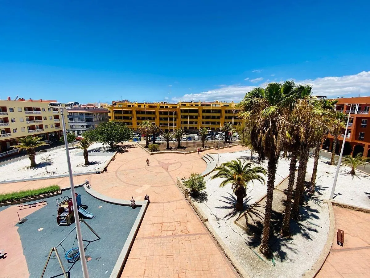 Apartamento New 140M2 Loft-Style Flat At Town Heart, 3 Beaches Close Casa Leon El Médano España